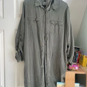 Universal Thread Olive Green Lightweight Button-Up Tunic Dress